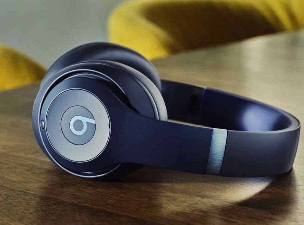 Beats Studio Pro wireless Bluetooth headphones